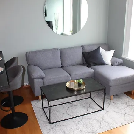 Zentrale Mit Meerblick Haugesund