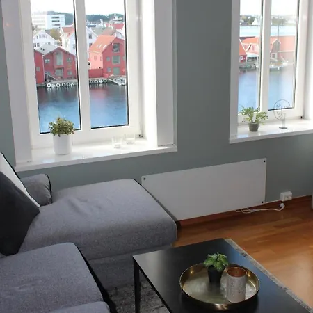 Zentrale Mit Meerblick *